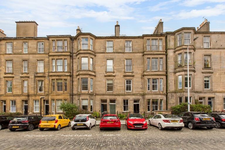 East London Street, Flat 3F2, New Town, Edinburgh, EH7 4BW