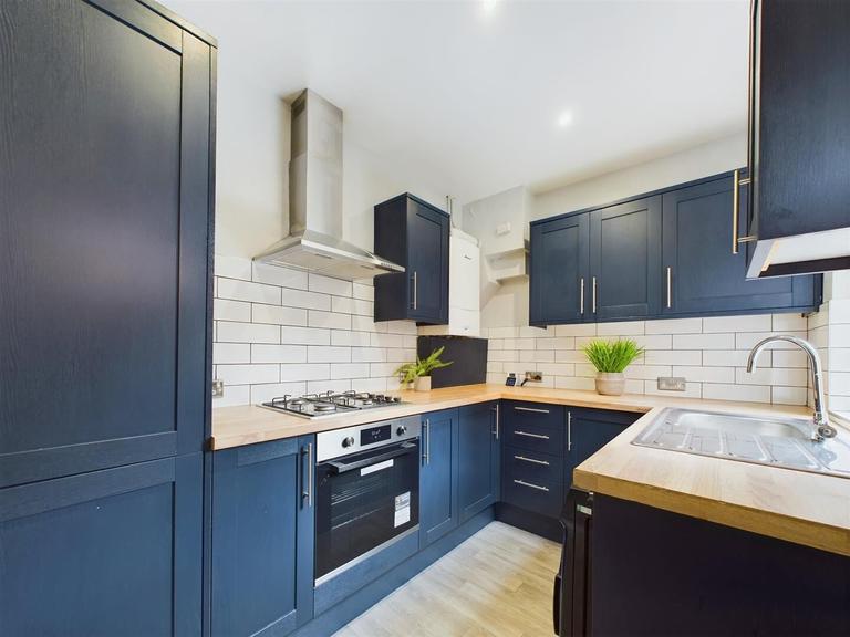 Cumberland Road, Golden Triangle, Loughborough, LE11 5DE