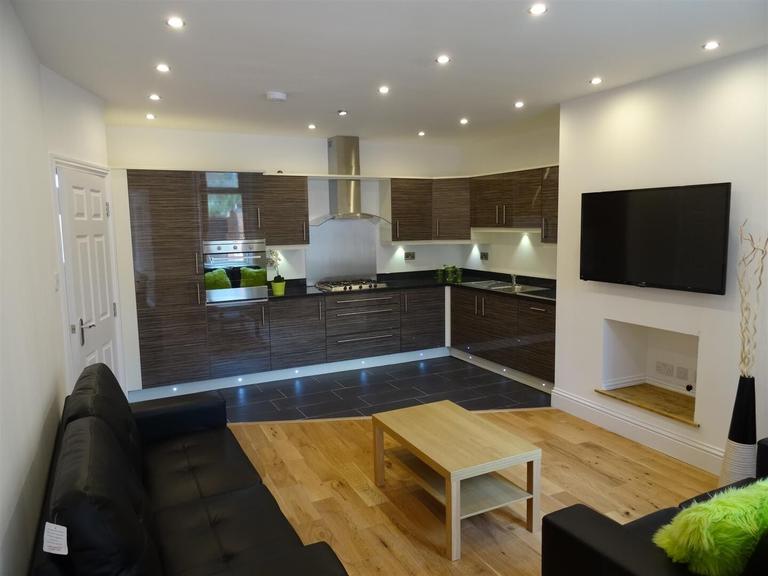 Cardigan Terrace, Heaton, Newcastle, NE6 5NU