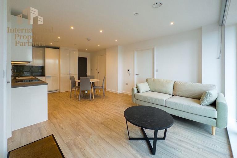 4 Clippers Quay, Salford, Manchester, M50 3BS