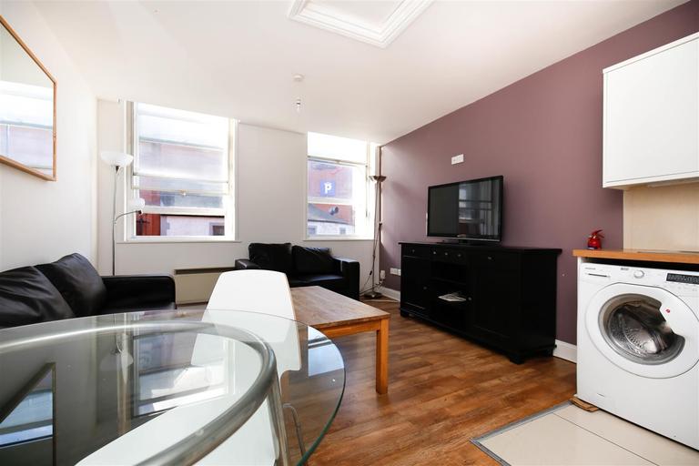 The Gatehouse, City Centre, Newcastle, NE1 5SF