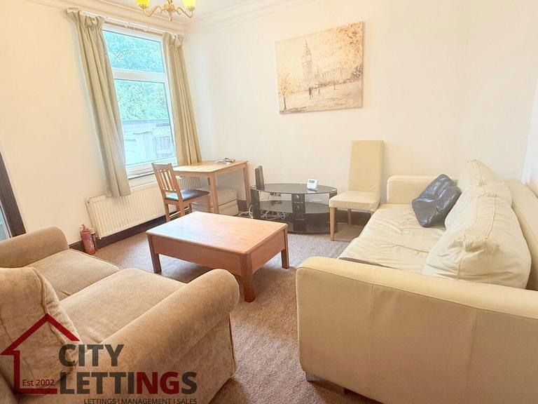 Rosebery Avenue, West Bridgford, Nottingham, NG2 5FQ