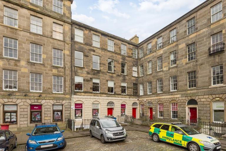 St Patrick Square, (2F2), Newington, Edinburgh, EH8 9EY