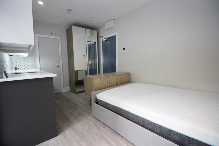 Colum Road, Cathays, Cardiff, CF10 3EE