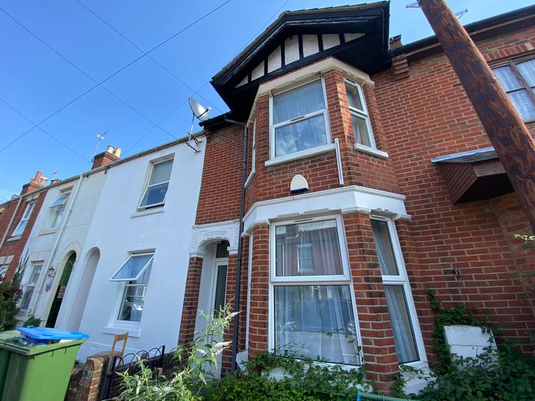 5 bedroom house for rent Bath Street, Southampton, SO14 6GS UniHomes