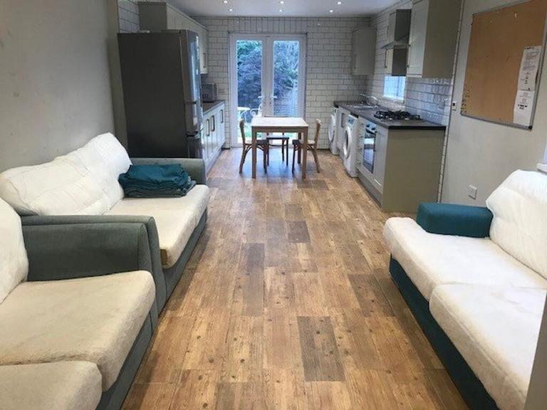 Magdalen Road, East Oxford, Oxford, OX4 1RJ