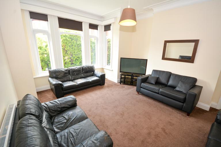 Queens Road, Jesmond, Newcastle, NE2 2PR