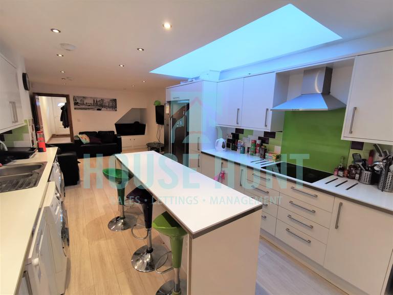 Luton Road, Selly Oak, Birmingham, B29 7BN