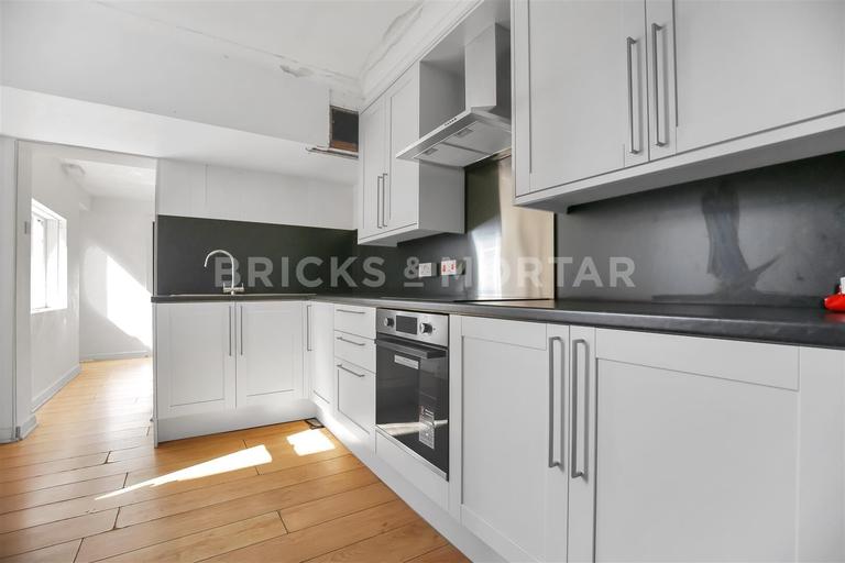 First Avenue, Heaton, Newcastle, NE6 5YE