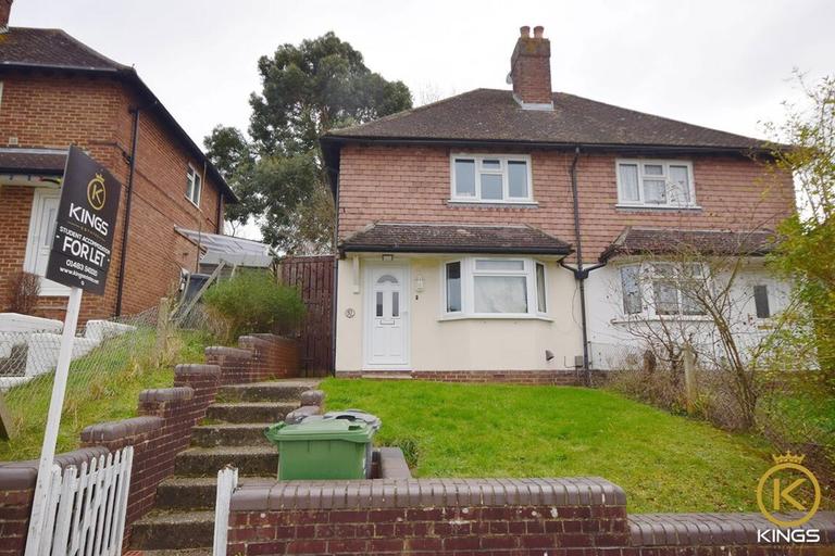Foxburrows Avenue, Guildford, Surrey, GU2 8HY