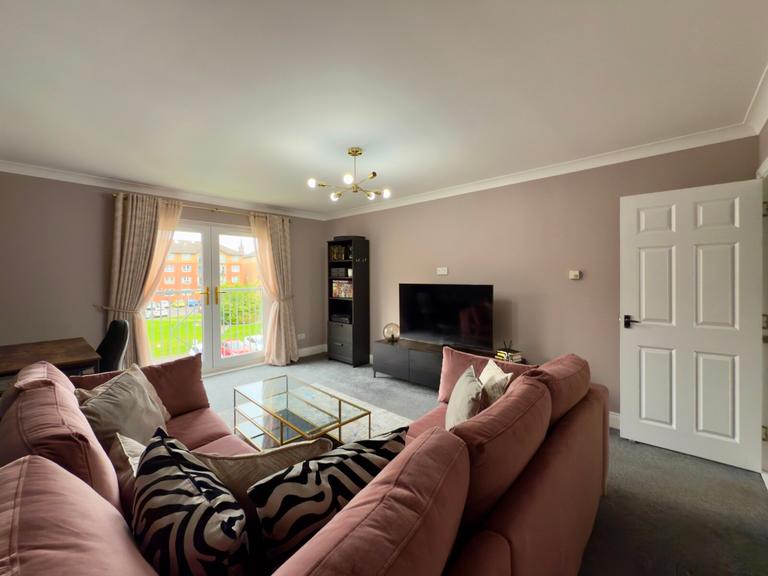 Ferry Road , Flat 2/2, City Centre, Glasgow, G3 8QX
