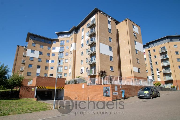 2 bedroom apartment for rent Keel Point, Colchester, CO2 8YS UniHomes