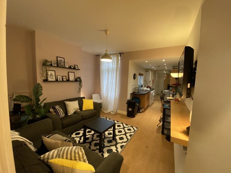 Exeterroad, Selly Oak, Birmingham, B29 6EX Exeterroad, Selly Oak, Birmingham, B29 6EX