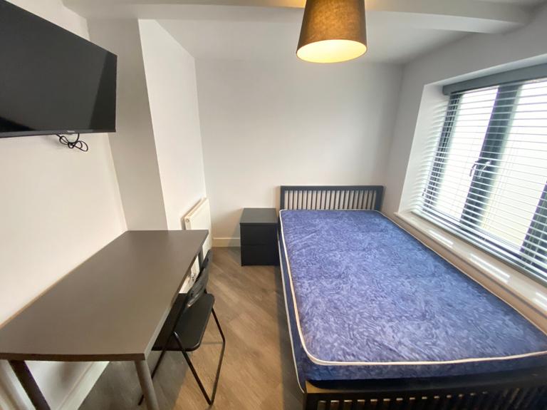 3 bedroom apartment for rent Eton Road, Nottingham, NG2 7AR UniHomes