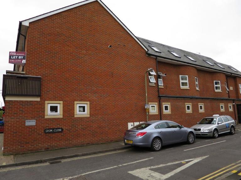 Cowley Road, East Oxford, Oxford, OX4 1UQ