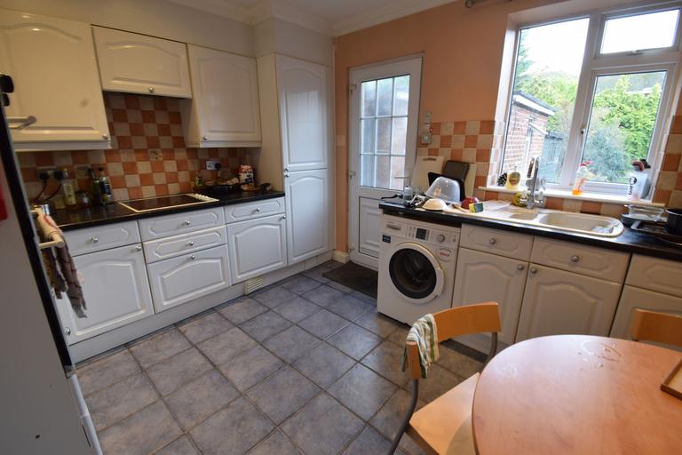 5 bedroom apartment for rent Coniston Close, Norwich, NR5 8LU UniHomes