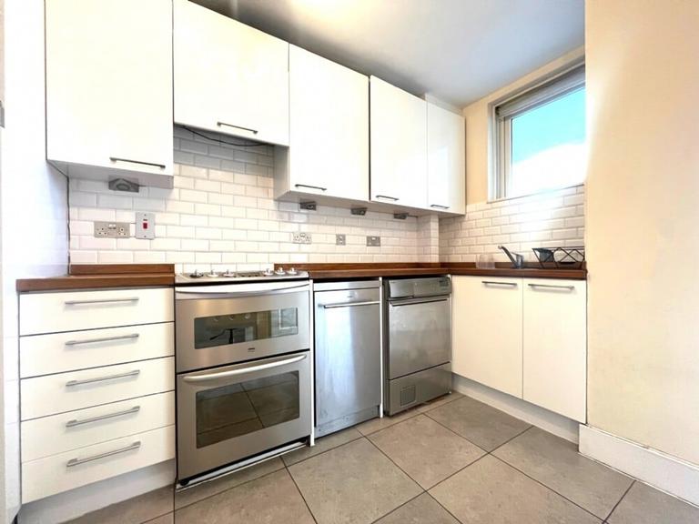 Phoenix Court, Purchese Street, Kings Cross, Nw1, Camden, London, NW1 1EL