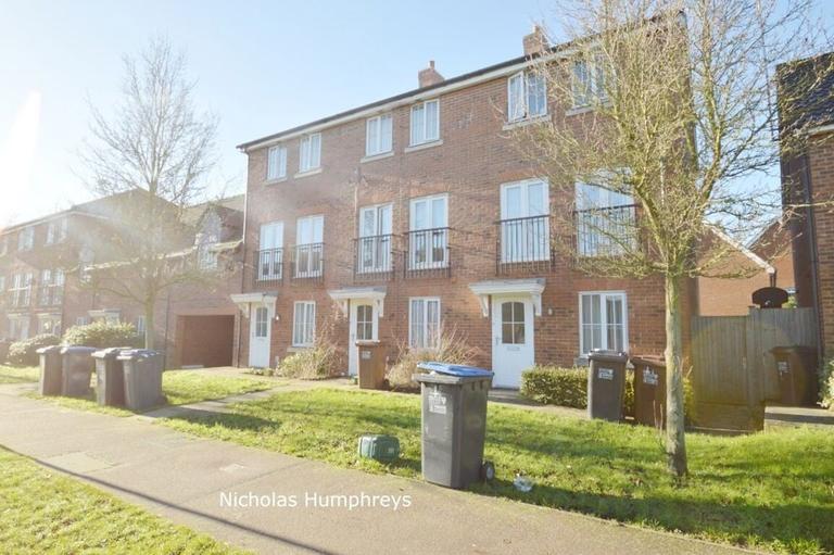 Cunningham Avenue, Hatfield, Hertfordshire, AL10 9LR
