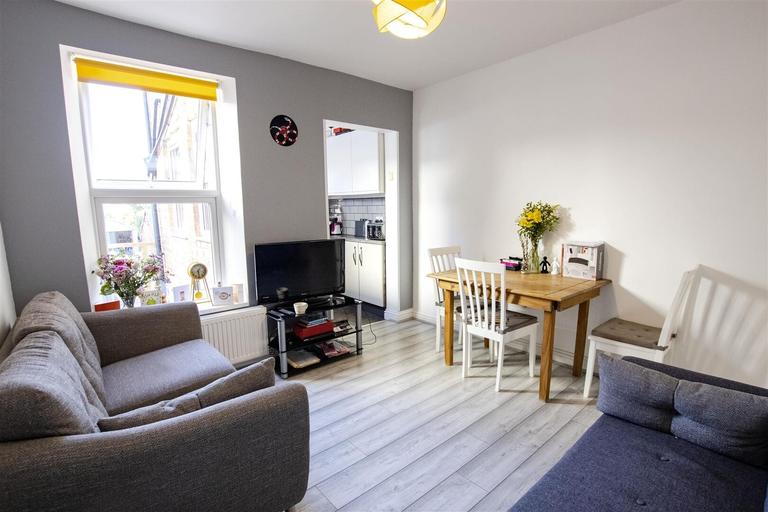 3 bedroom house for rent Charlotte Road, Birmingham, B30 2BS UniHomes