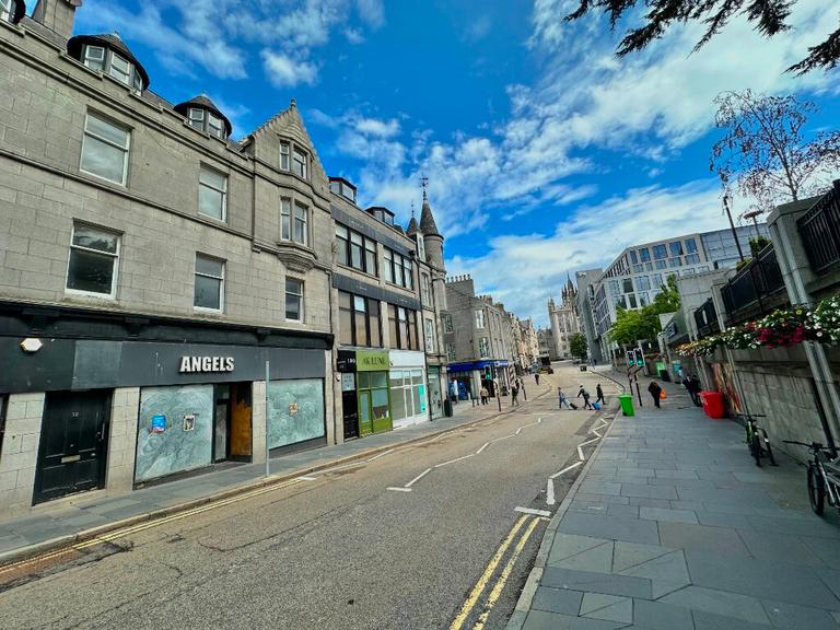 Schoolhill, Flat 1 (2Fl), City Centre, Aberdeen, AB10 1JX