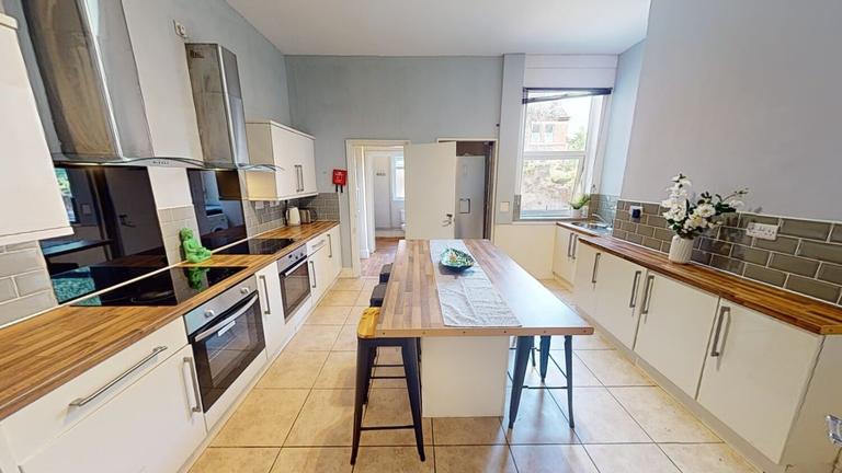 Colville Street, Arboretum, Nottingham, NG1 4HQ