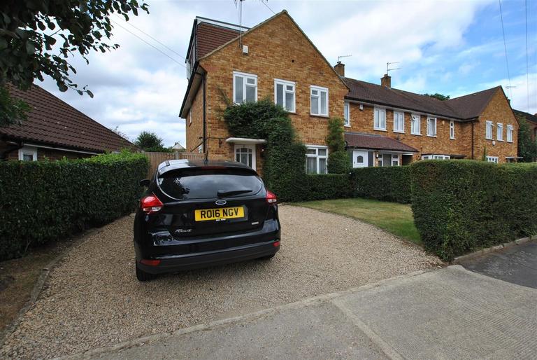 Worcester Road, Uxbridge, London, UB8 3TH