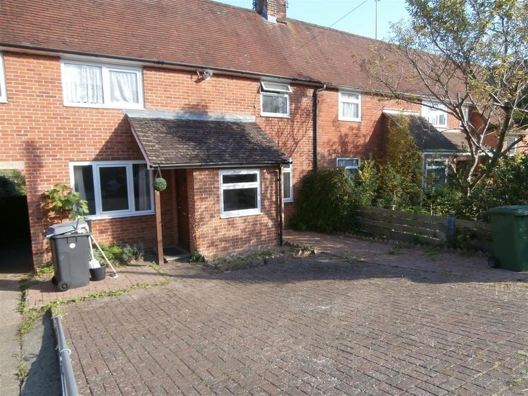Cromwell Road, Stanmore, Winchester, SO22 4AB