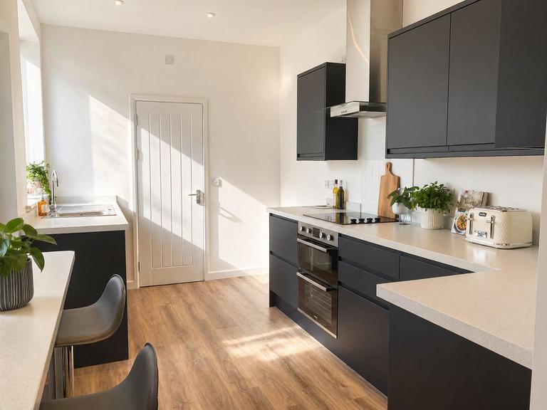 Staple Hill Road, Fishponds, Bristol, BS16 5AD