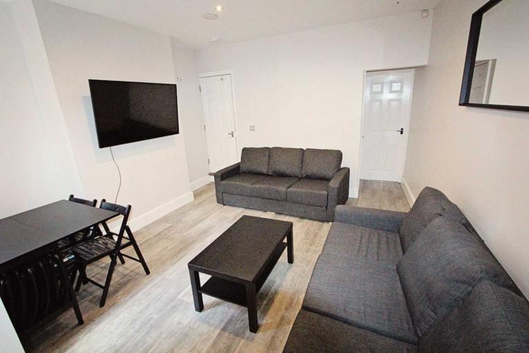 Frederick Street, Golden Triangle, Loughborough, LE11 3BJ