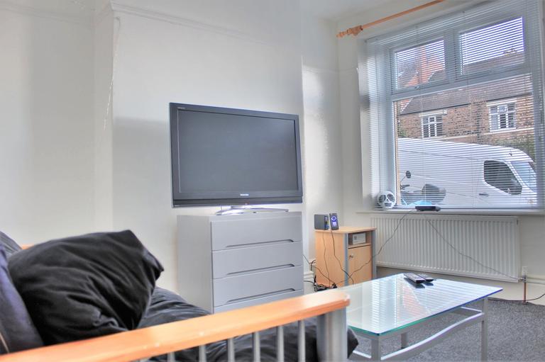 4 bedroom house for rent Bates Street, Sheffield, S10 1NP UniHomes