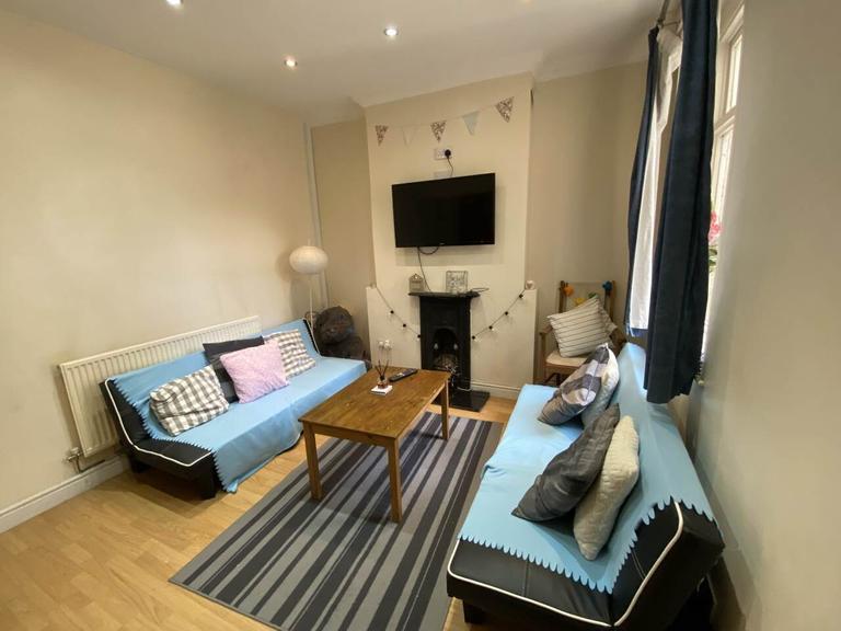 Rhymney Street, Cathays, Cardiff, CF24 4DF