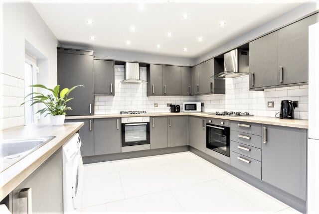 Cranbroook Avenue, Newland, Hull, HU6 7SN