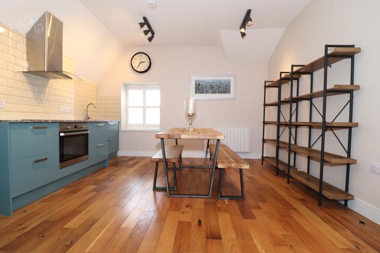 Howard Gardens, City Centre, Cardiff, CF24 0EF