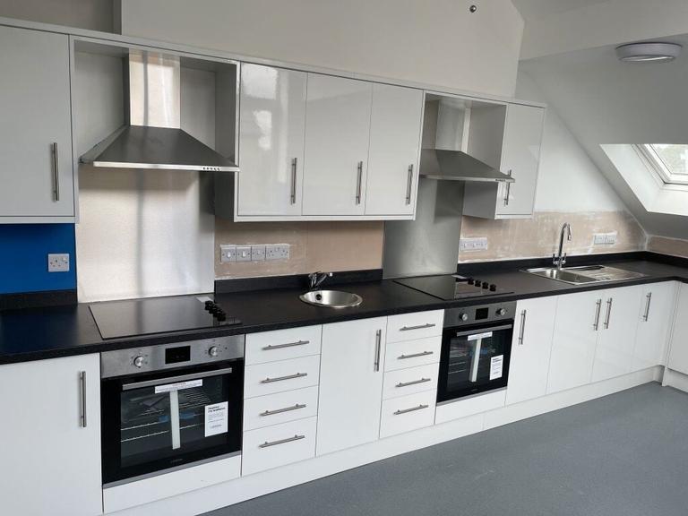 - Unit, East Oxford, Oxford, OX4 1UQ