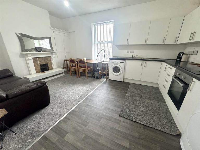Barber Road, Crookesmoor, Sheffield, S10 1EA