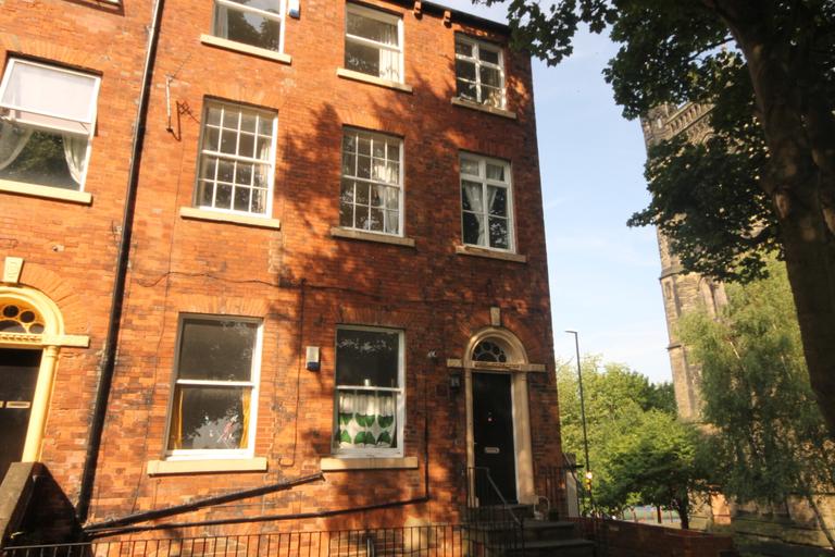 2 bedroom apartment for rent Blenheim Square, Leeds, LS2 9AR UniHomes