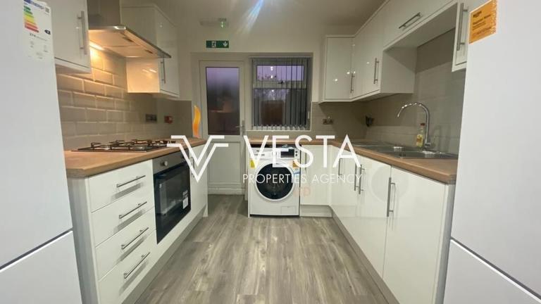 Mitchell Avenue, Cannon Park, Coventry, CV4 8DW