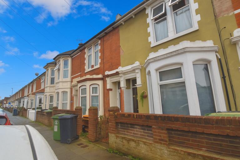 Telephone Road, Southsea, Portsmouth, PO4 0AZ