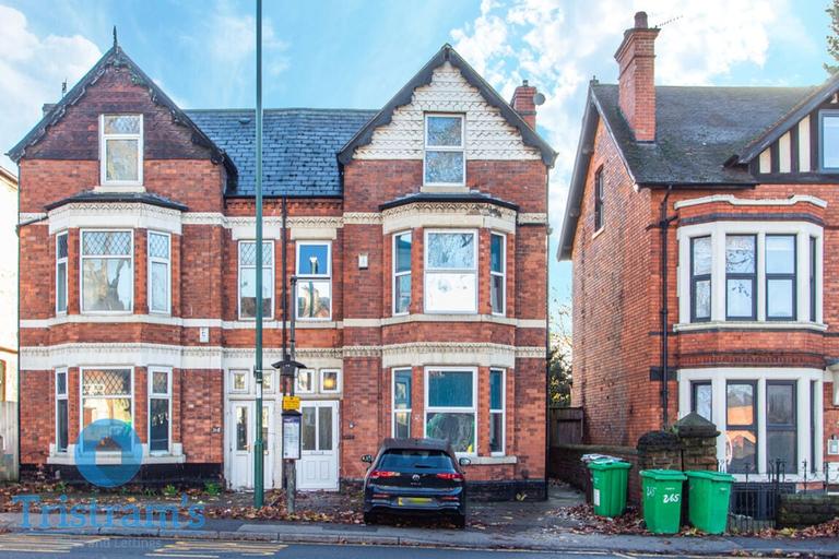 Derby Road, Lenton, Nottingham, NG7 2DP