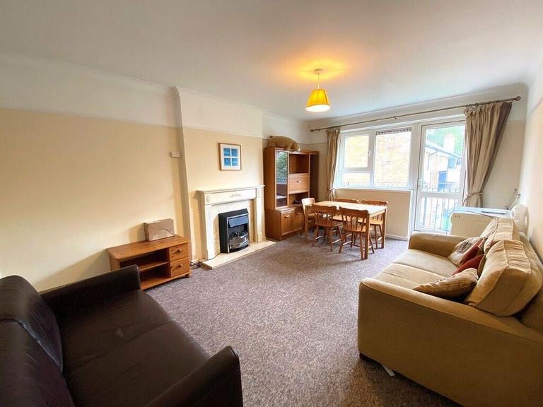 South Street, Southsea, Portsmouth, PO5 4DP