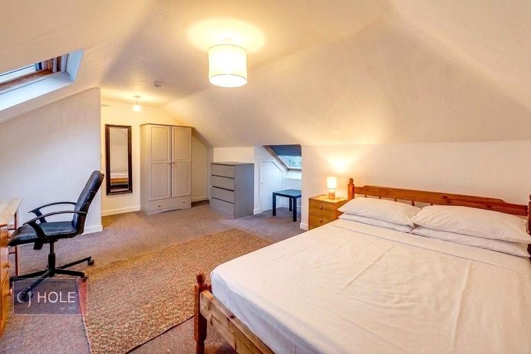 Sixth Avenue, Horfield, Bristol, BS7 0LT