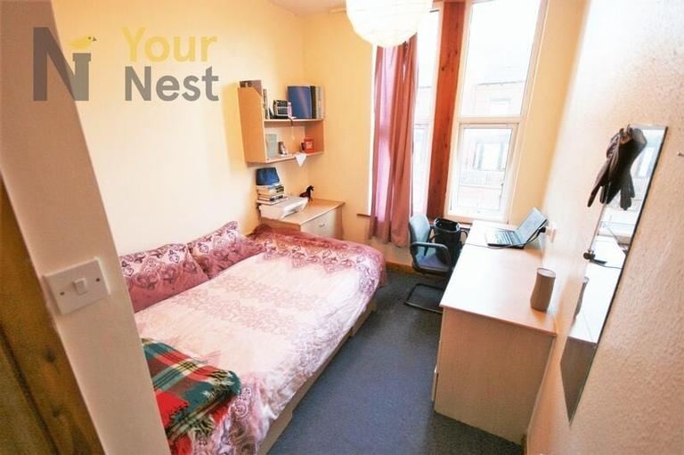 4 Cardigan Road, Headingley, Leeds, LS6 3AG