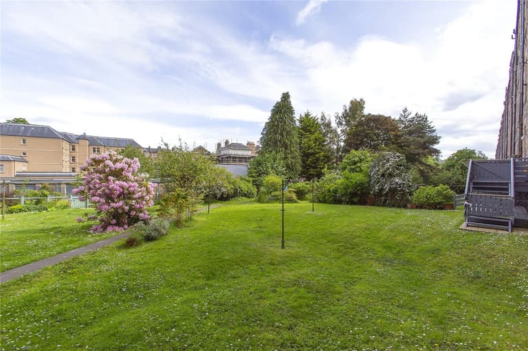 Strathearn Road, Marchmont, Edinburgh, EH9 2AF Strathearn Road, Marchmont, Edinburgh, EH9 2AF