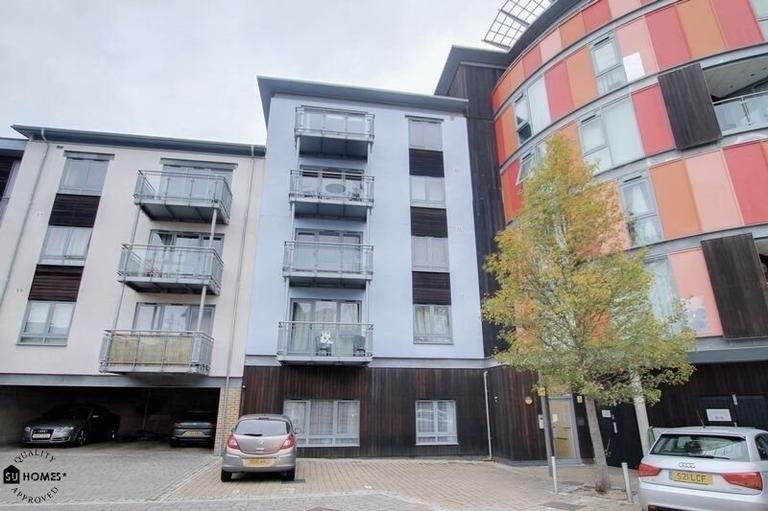 2 bedroom apartment for rent Quayside Drive, Colchester, CO2 8GT UniHomes