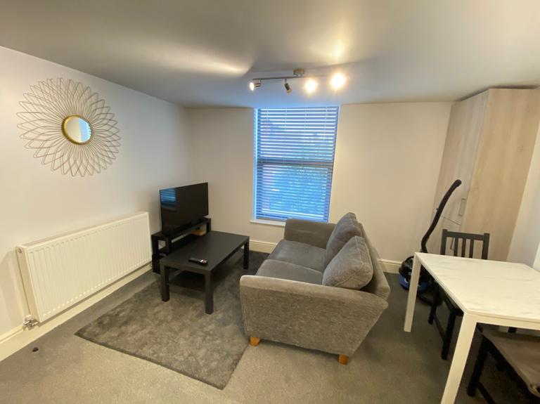 2 bedroom apartment for rent Millicent Road, Nottingham, NG2 7LD UniHomes