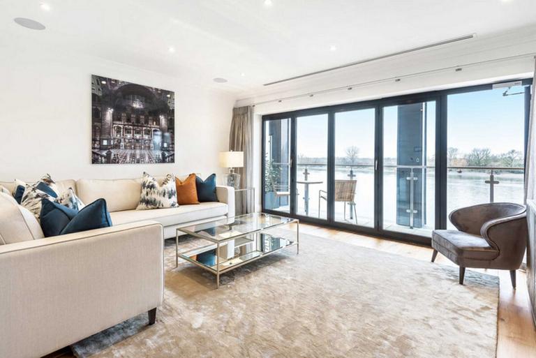 Rainville Road Fulham, Hammersmith & Shepherd's Bush, London, W6 9UF