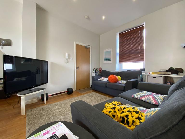 Minny Street, Cathays, Cardiff, CF24 4ER