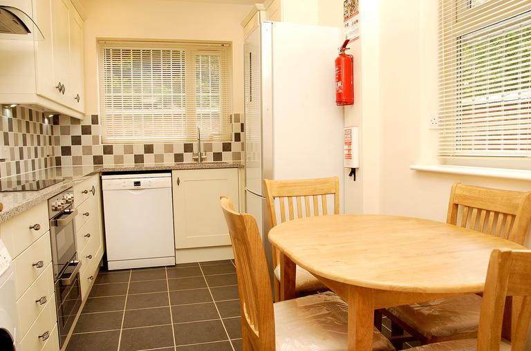 4 bedroom house for rent Eston Street, Manchester, M13 0FF UniHomes