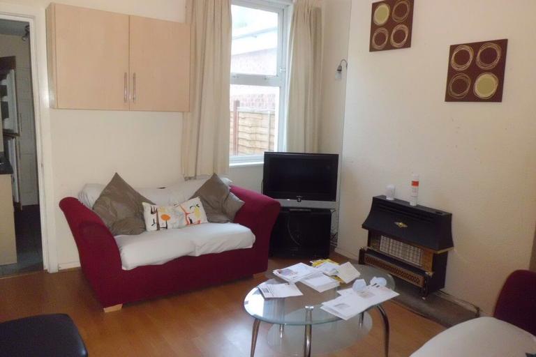 Harrow Road, Selly Oak, Birmingham, B29 7DN