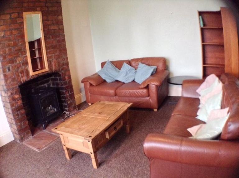 4 bedroom house for rent Shrewsbury Road, Sheffield, S2 2TN UniHomes